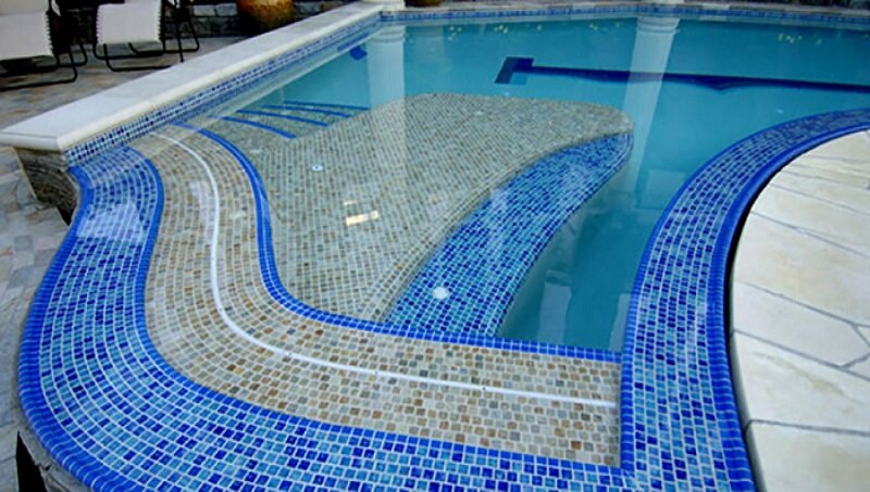 Các loại Gạch bể bơi đẹp giá rẻ và cách chống thấm hiệu quả