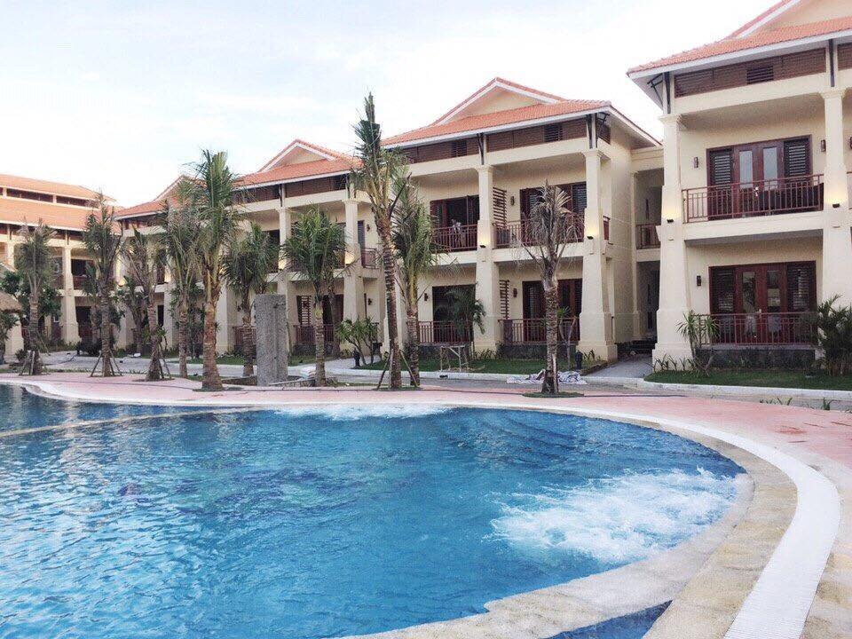 Công trình bể bơi Đồng Hới