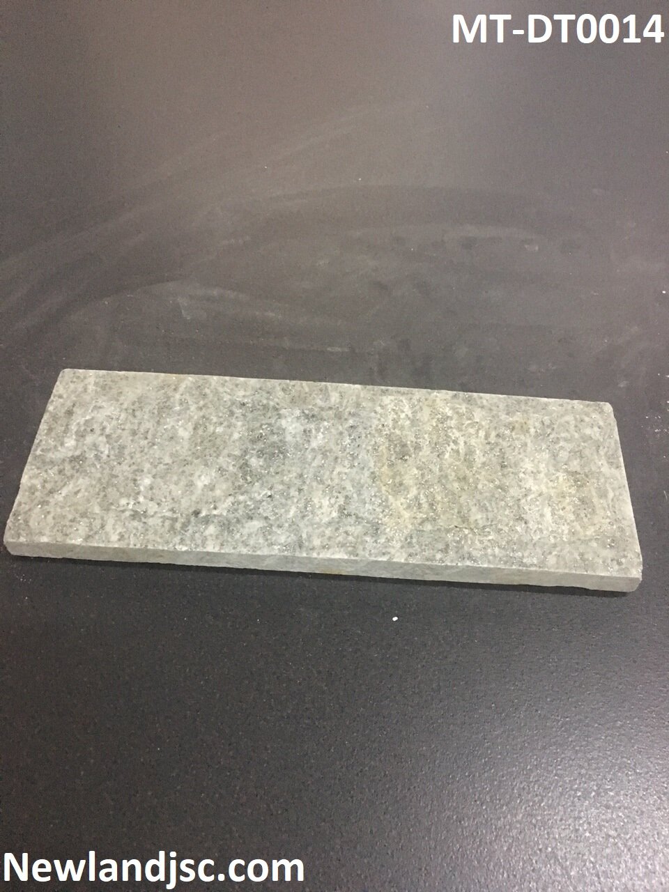 da-gia-co-xanh-reu-kt-10x20-mt-dt0014