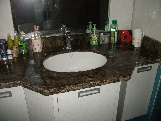 da-op-lavabo-quay-bar-marble-nhap-khau