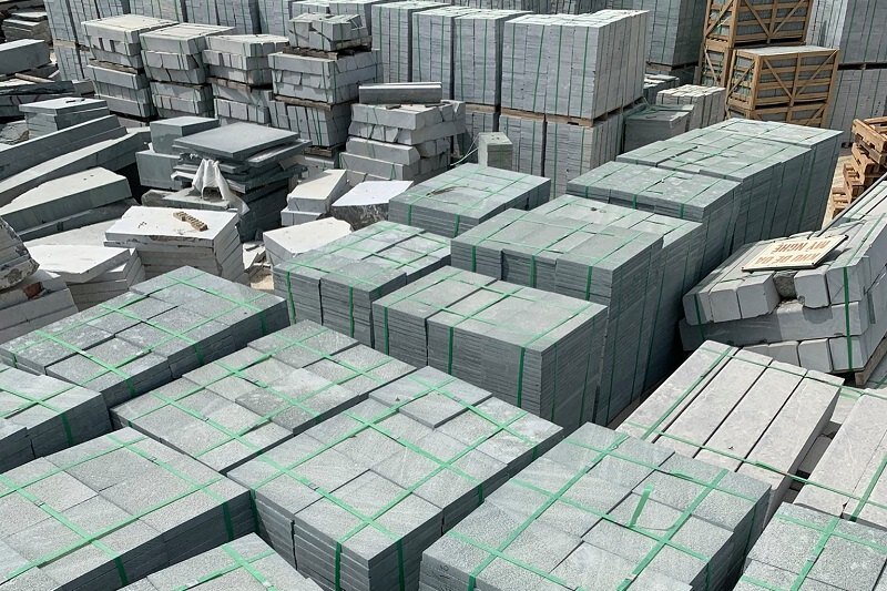 Hình ảnh đá được khai thác và sản xuất ngay tại mỏ đá ở Thanh Hóa