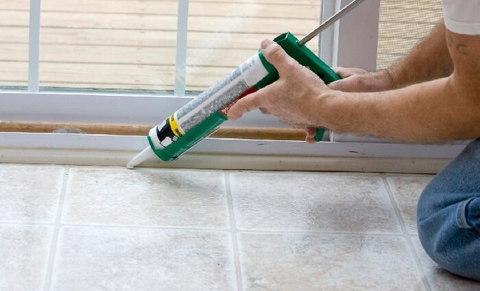 Keo chít mạch có ưu điểm gì, sử dụng như thế nào?